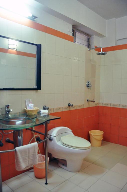 Landmark Hotel Calcutta Buitenkant foto