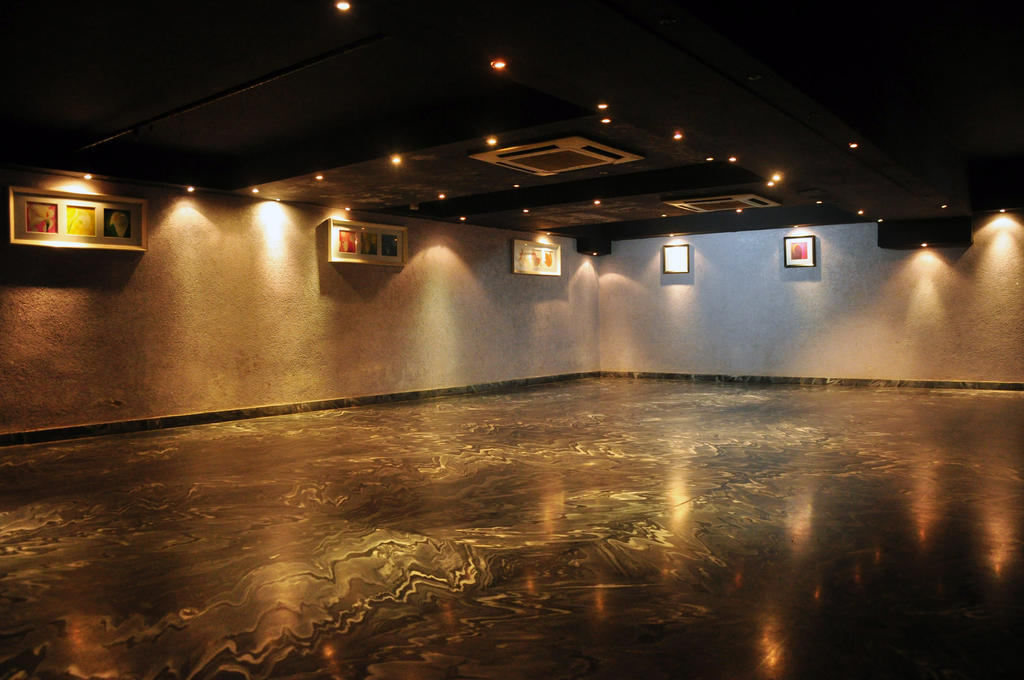 Landmark Hotel Calcutta Buitenkant foto